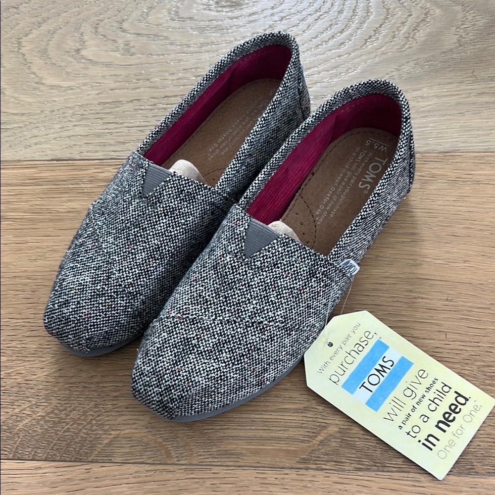 NWT TOMS Black and Gray Tweed Slip-Ons